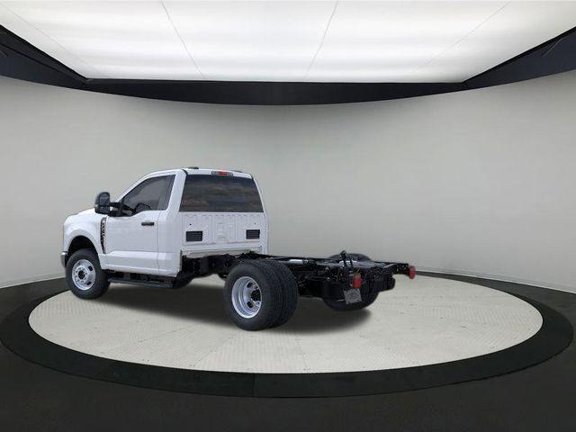 new 2025 Ford F-350 car, priced at $58,986