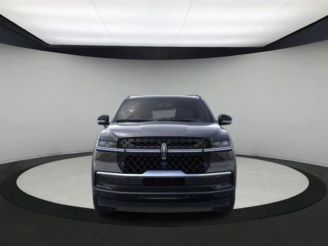 new 2025 Lincoln Navigator car, priced at $106,335