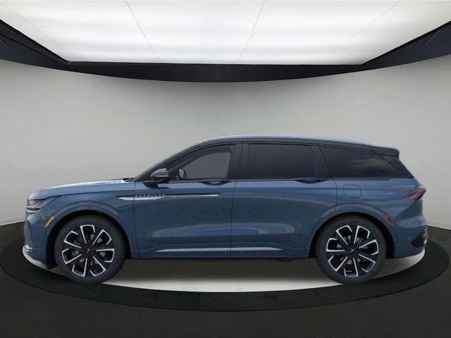 new 2024 Lincoln Nautilus car, priced at $61,469