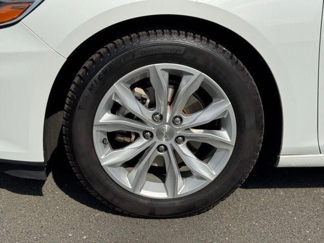 used 2020 Chevrolet Malibu car, priced at $15,736