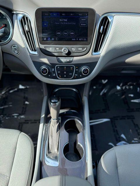 used 2020 Chevrolet Malibu car, priced at $15,736