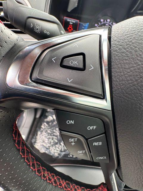 used 2022 Ford Edge car, priced at $27,140