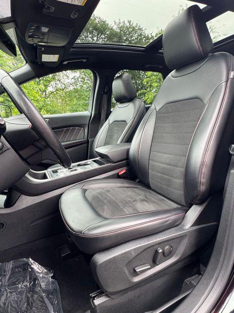 used 2022 Ford Edge car, priced at $27,140