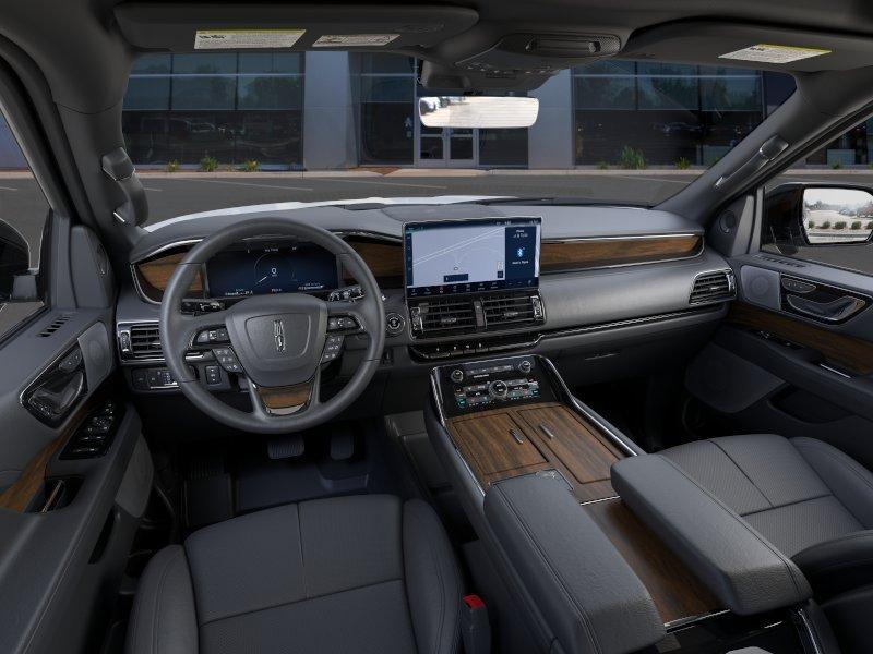 new 2024 Lincoln Navigator car, priced at $101,868