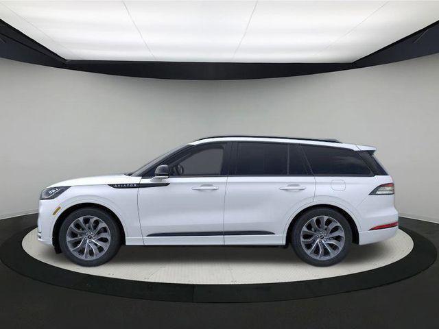 new 2025 Lincoln Aviator car, priced at $67,025