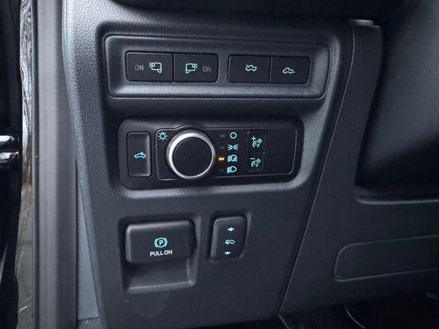 used 2023 Ford F-150 Lightning car, priced at $53,900