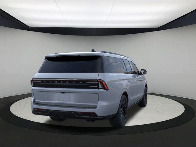 new 2025 Lincoln Navigator car, priced at $108,975