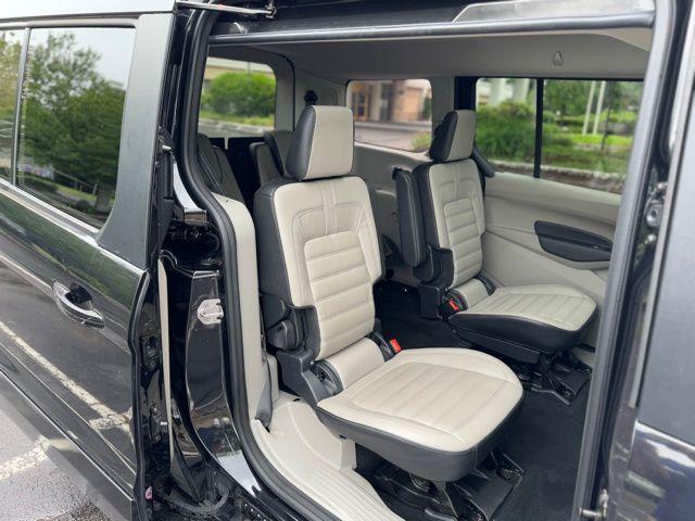 used 2022 Ford Transit Connect car, priced at $19,000