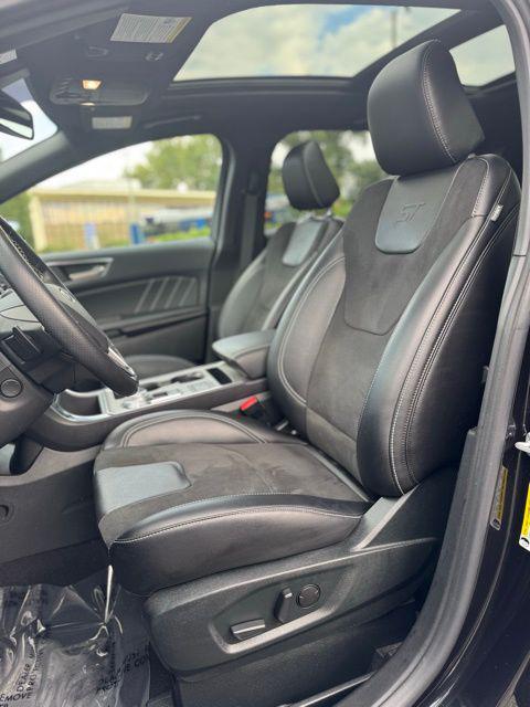 used 2022 Ford Edge car, priced at $32,995