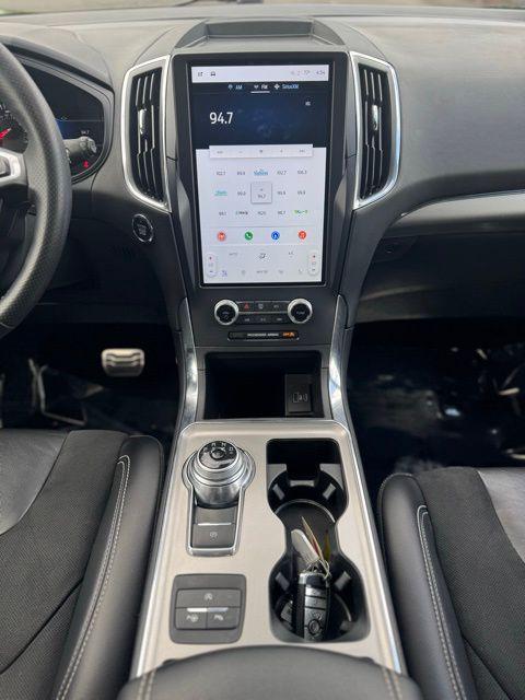used 2022 Ford Edge car, priced at $32,995