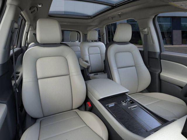 new 2025 Lincoln Aviator car, priced at $61,870