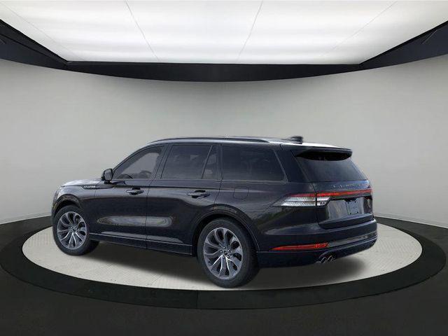 new 2025 Lincoln Aviator car, priced at $61,870