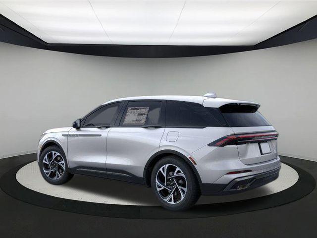 new 2025 Lincoln Nautilus car, priced at $52,616