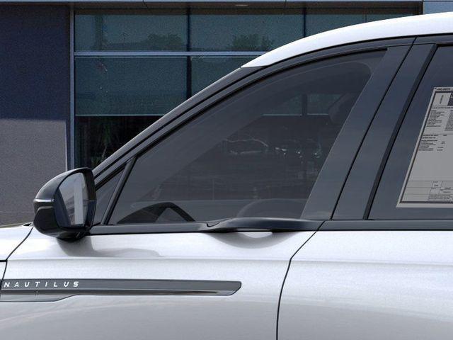 new 2025 Lincoln Nautilus car, priced at $52,616