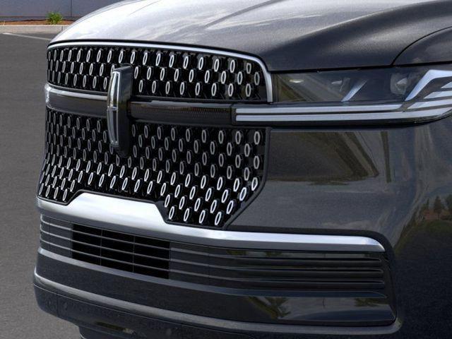 new 2025 Lincoln Navigator car, priced at $105,925