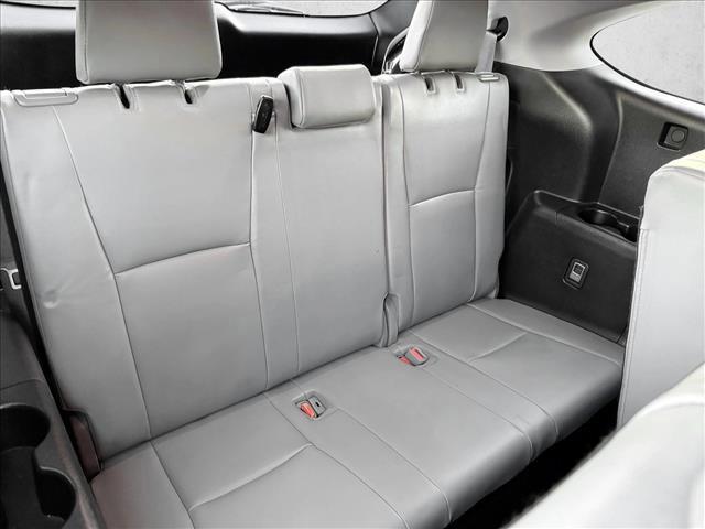 used 2020 Toyota Highlander car, priced at $27,998