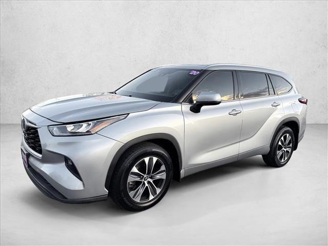 used 2020 Toyota Highlander car, priced at $27,998