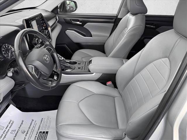 used 2020 Toyota Highlander car, priced at $27,998
