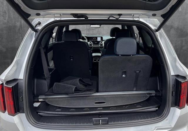 used 2022 Kia Sorento Plug-In Hybrid car, priced at $28,749