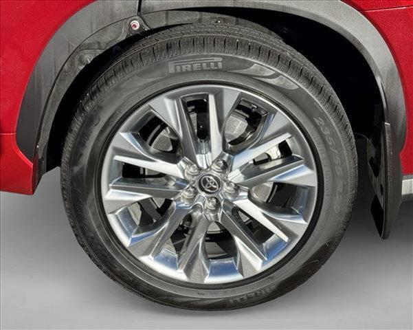 used 2020 Toyota Highlander car, priced at $35,998