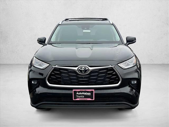 new 2026 Toyota Highlander car, priced at $53,812