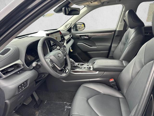 new 2026 Toyota Highlander car, priced at $53,812