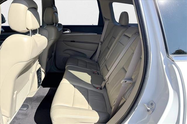 used 2016 Jeep Grand Cherokee car, priced at $13,998