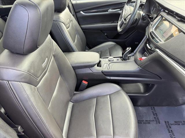 used 2023 Cadillac XT5 car, priced at $30,398