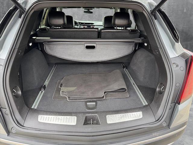used 2023 Cadillac XT5 car, priced at $30,398