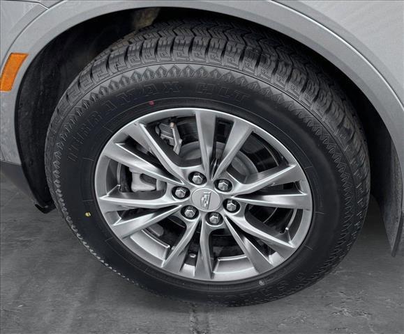 used 2023 Cadillac XT5 car, priced at $30,398