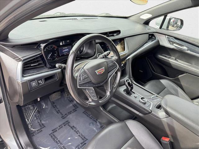 used 2023 Cadillac XT5 car, priced at $27,998