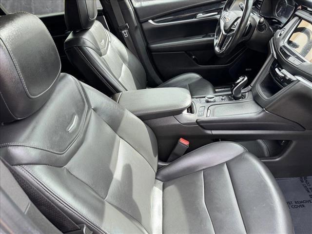 used 2023 Cadillac XT5 car, priced at $28,798