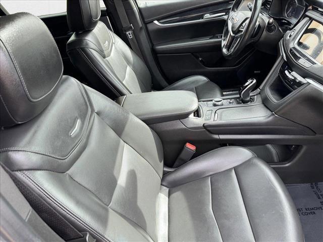 used 2023 Cadillac XT5 car, priced at $27,998