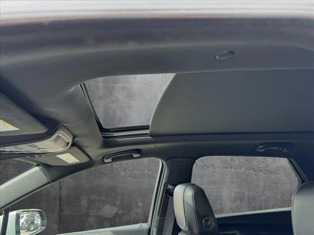 used 2023 Cadillac XT5 car, priced at $28,798