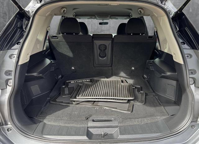 used 2015 Nissan Rogue car, priced at $12,798