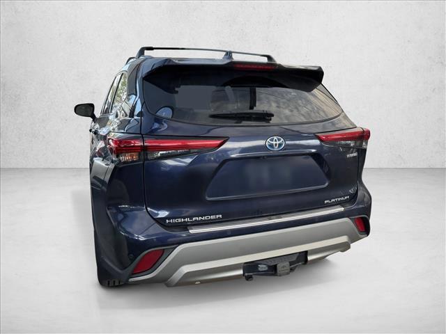 used 2022 Toyota Highlander Hybrid car, priced at $39,998
