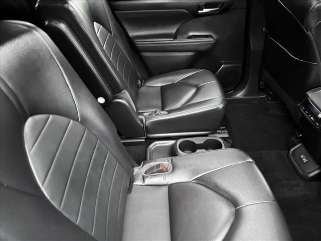 used 2023 Toyota Highlander car, priced at $39,398