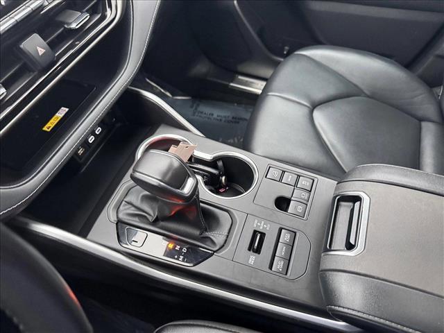 used 2023 Toyota Highlander car, priced at $39,398