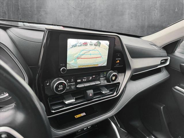 used 2023 Toyota Highlander car, priced at $39,398