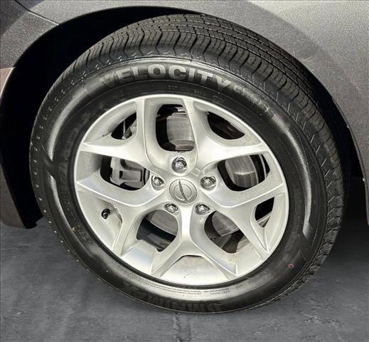used 2018 Chrysler Pacifica car, priced at $11,798