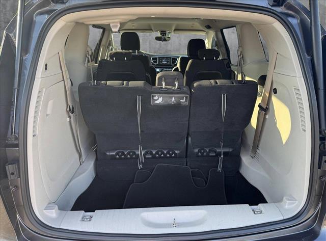 used 2018 Chrysler Pacifica car, priced at $11,798