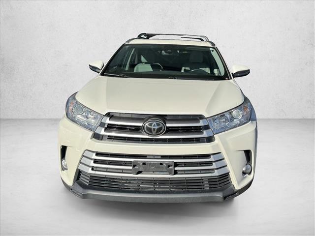 used 2018 Toyota Highlander car, priced at $25,798