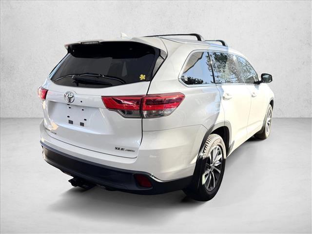 used 2018 Toyota Highlander car, priced at $25,798