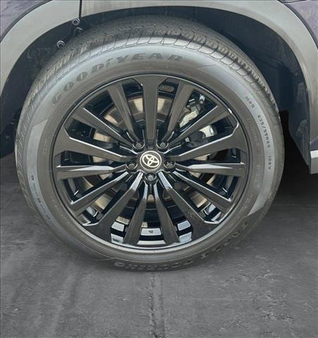 used 2023 Toyota Highlander car, priced at $44,798