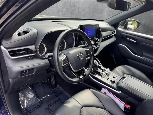 used 2023 Toyota Highlander car, priced at $44,798
