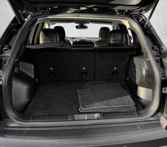 used 2019 Jeep Cherokee car, priced at $16,998