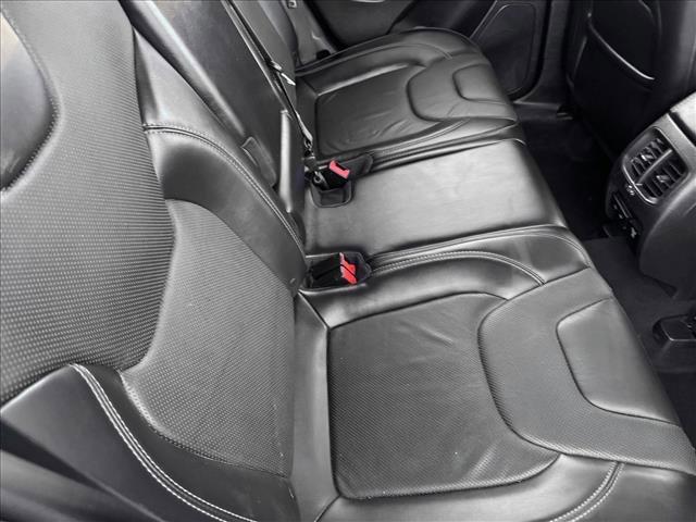 used 2019 Jeep Cherokee car, priced at $16,998