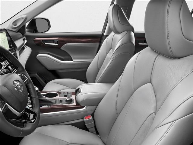new 2026 Toyota Highlander car, priced at $54,122