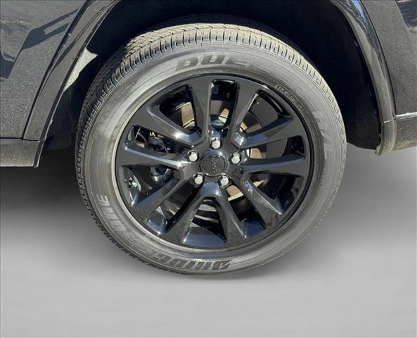 used 2021 Jeep Grand Cherokee car, priced at $26,998