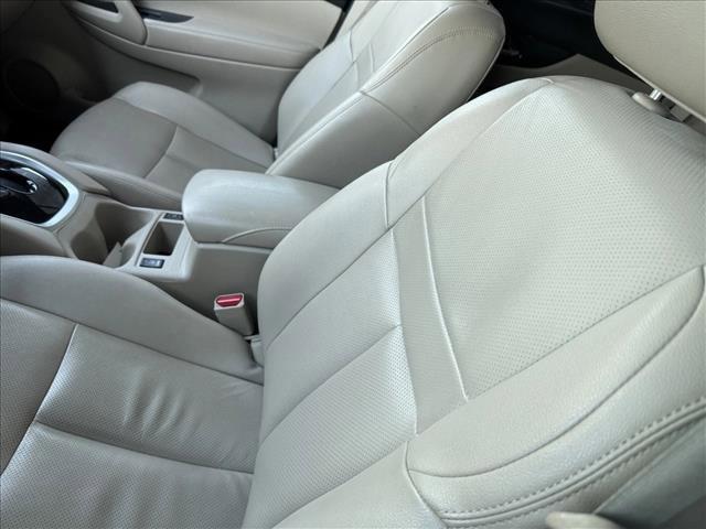 used 2016 Nissan Rogue car, priced at $13,787